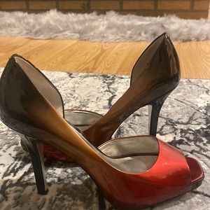 Jessica Simpson heels THREE tone of black red and gold